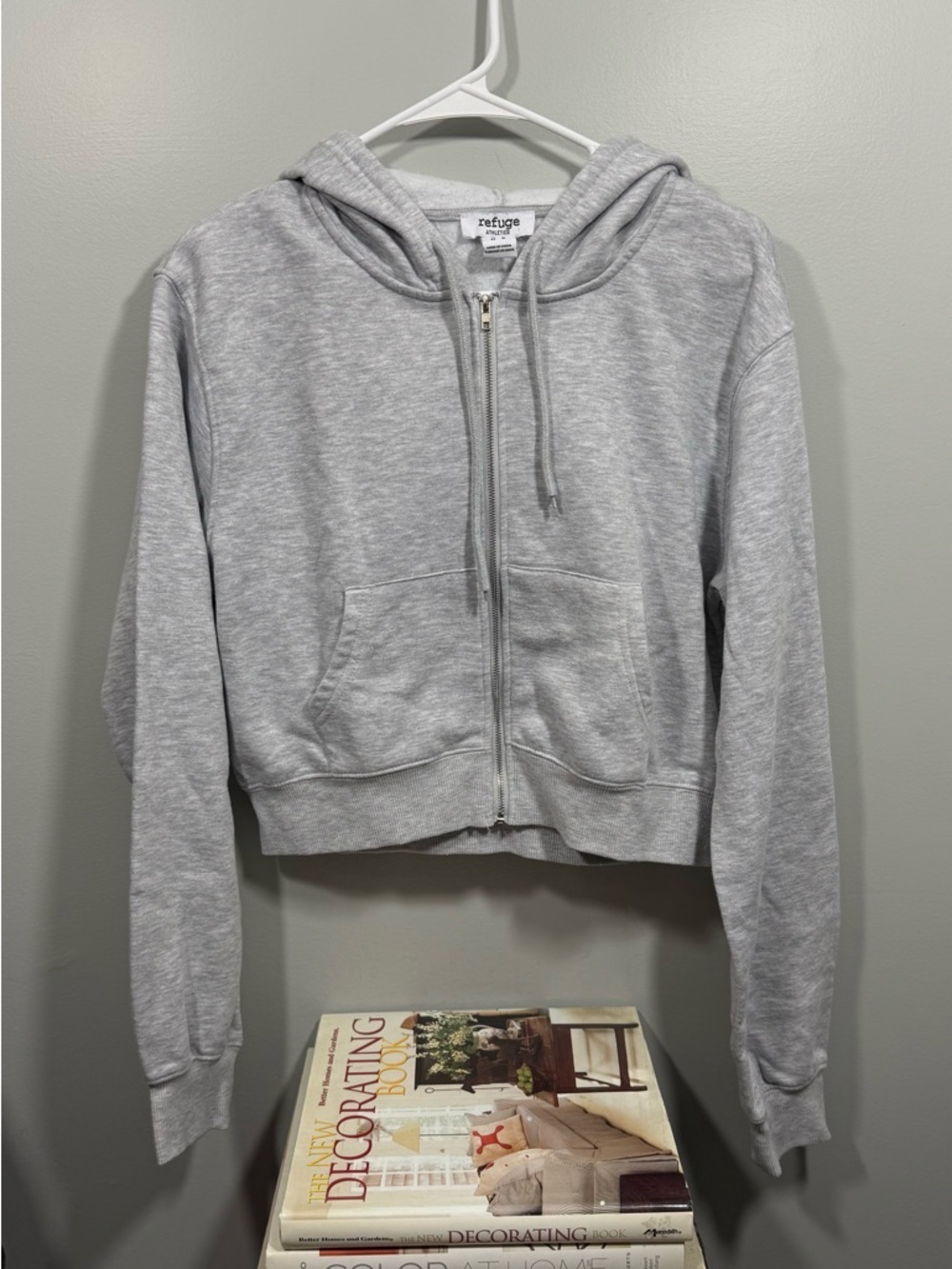 refuge Heather Gray Cropped Zip Hoodie
